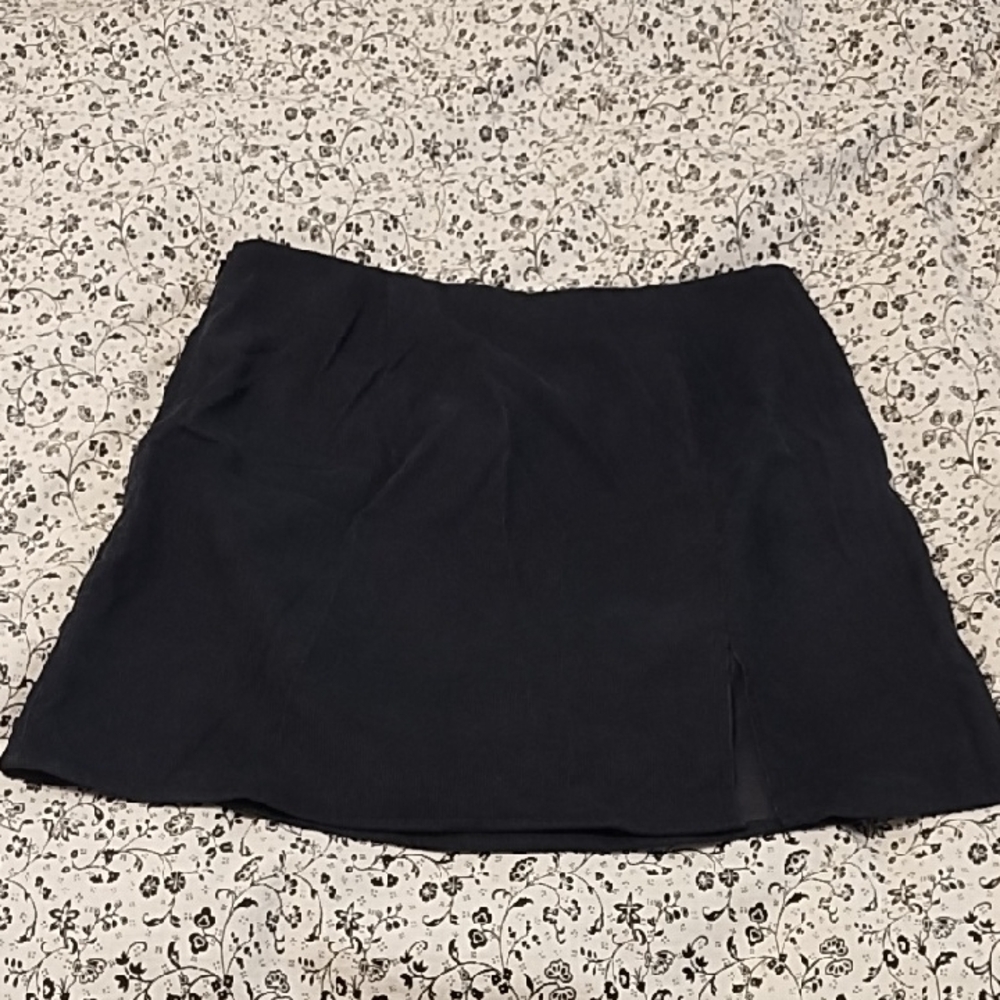SHEIN Classic Black Mini Skirt